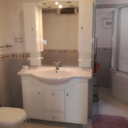 Bela Apartment *